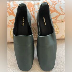 NEW ALL BLACK Hunter Green Curve Slip-On Loafers. Women's Size: EU 37; U.S. 6.5.
